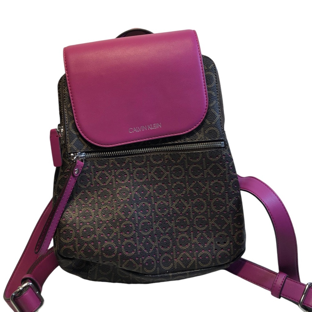 Calvin Klein Signature Flap 
Leather backpack, Leather